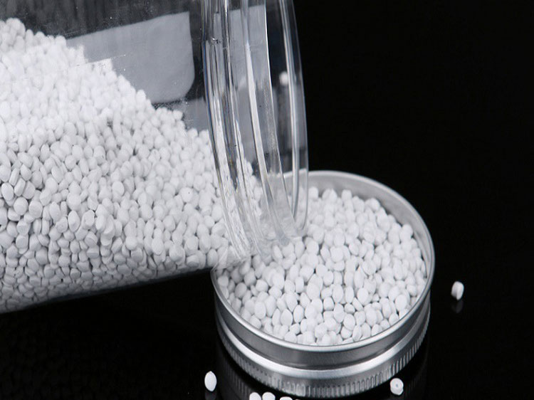 白色母粒應(yīng)該如何解決色母粒使用中常見(jiàn)的小問(wèn)題？